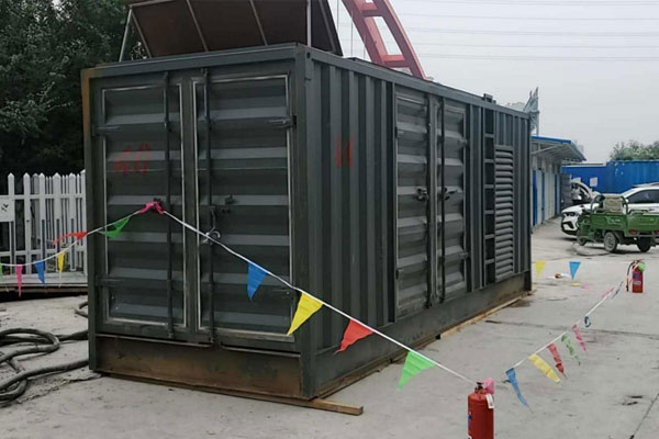 桥东发电机租赁空气滤清器多久更换一次?